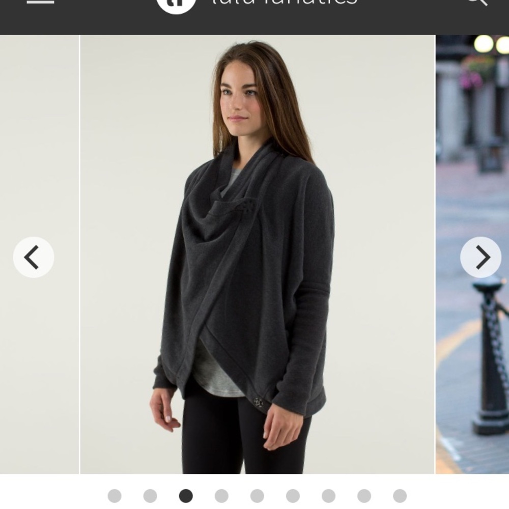 REDUCED EUC Lululemon It Makes Two Wrap